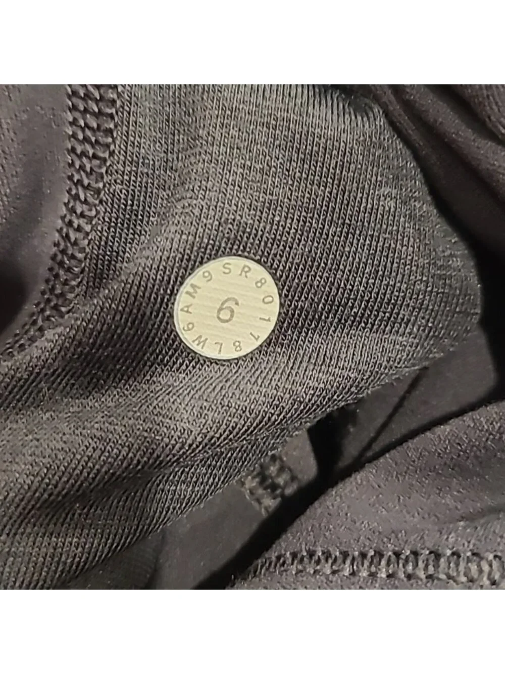 Lululemon Rejuvenate Crop *18
